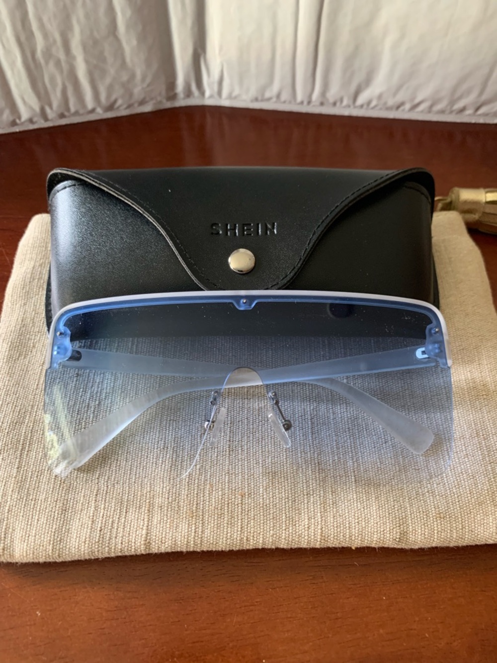 Clear Blue Gradient Rimless Shield Sunglasses